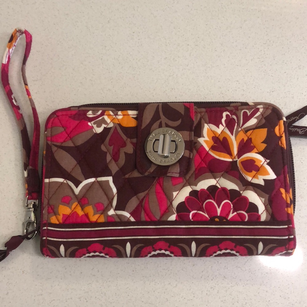 Vera Bradley wallet/wristlet